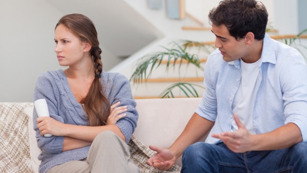 چرا گاهی یکی از زوج ها از رابطه جنسی به عنوان ابزار باج‌گیری استفاده می‌کنه؟