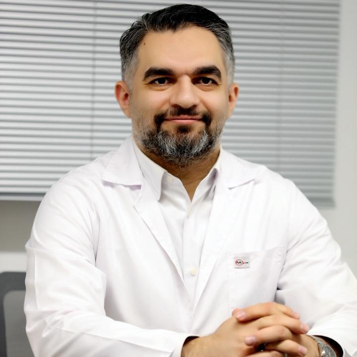 متخصص پوست و مو زیبایی و لیزر  دکتر شاهین حمزه لو