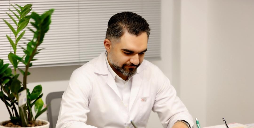 دکتر شاهین حمزه لو متخصص پوست، مو، زیبایی و لیزر